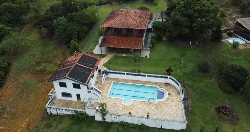 Oportunidade imperdível: Sitio de luxo com 4 quartos, 3 suites e mais de 175.450m² de área em Tatuí-SP!