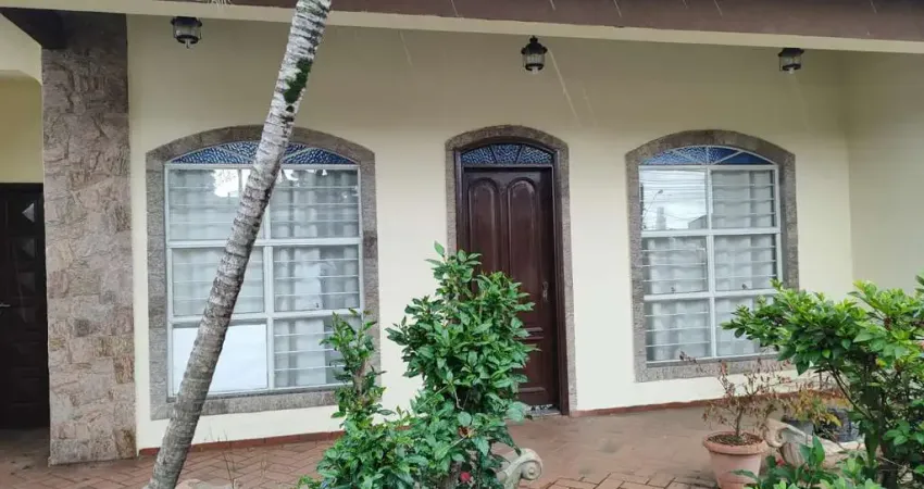 Oportunidade única: Casa comercial à venda em Sorocaba-SP, Jardim Refúgio, 5 quartos, 3 suítes, 3 salas, 5 banheiros, 8 vagas, 342m²!