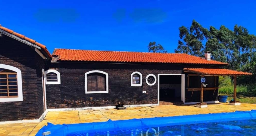 Sitio 30 Alqueires, Destinados a Granja, Lavoura, Estufas e Pasto  13 Alqueires em Plantio  17 Estufas  Boa Topografia  Terra de Lavoura   Boa de Água