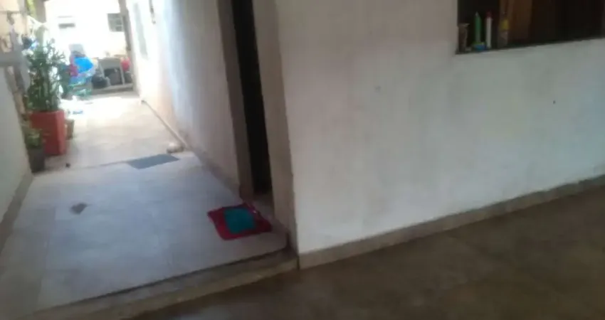 Casa Térrea 90m2 3 quartos  4 banheiros  Garagem coberta Sala cozinha estilo Americano 270 mil Documentação está já em processo de averbação da constr
