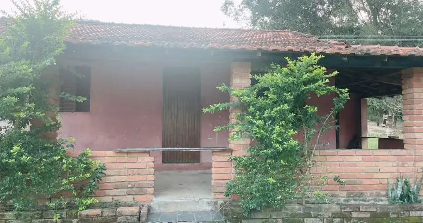 Chácara 48.000m2 Casa 80m2 2 Dorms, Sala, Cozinha, Banheiro, 6 tanque, Outra casa sem terminar Mini campo Pomar Horta Cocheira, Troca por Carro/Casa