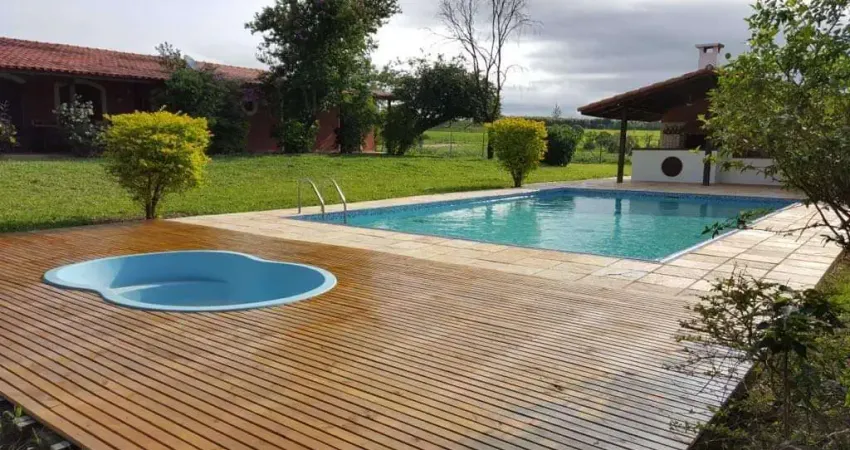 EXCELENTE SÍTIO A VENDA NA REGIÃO DE SOROCABA-SP ??  ? OPORTUNIDADE PARA LOTEAMENTOS e POSTO DE COMBUSTÍVEL ?   Área Total de 8,11 Alqueires ou 19,6