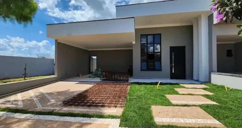 Casa Térrea 160m2 3 Dorms 1 Suíte Ampla Porta Balcão p/Quintal, Sala, Cozinha, Área Gourmet c/Churrasqueira, 4 Vagas, Lavanderia Reservada e Coberta