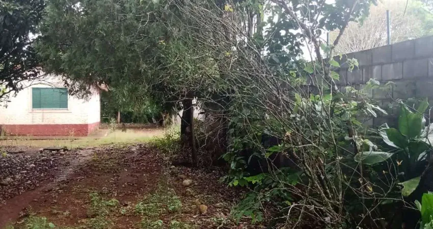 Chácara 1,1/2 Alqueire 36000m2 Casa Simples,100mts do Asfalto,37 Km de Itapetininga,Localização Nobre