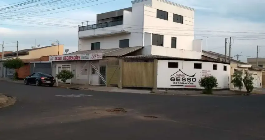 Salão Comercial +Sobrado 384m2 3 Dorms 1 Suíte+Closet,Sala,Cozinha,5 Banheiros,Terraço+Area Lazer