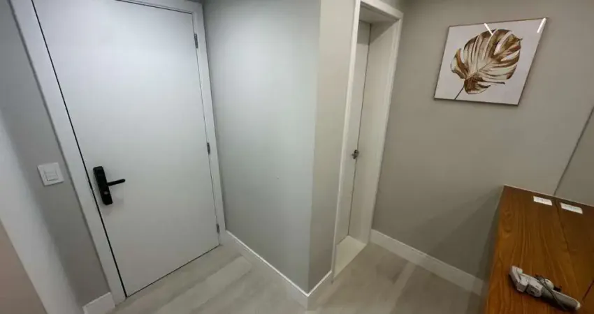 Apartamento à venda em Hortolândia-SP no Parque Gabriel: 2 quartos, 1 suite, 2 salas, 2 banheiros, 2 vagas de garagem, 124m². Venha Conferir!