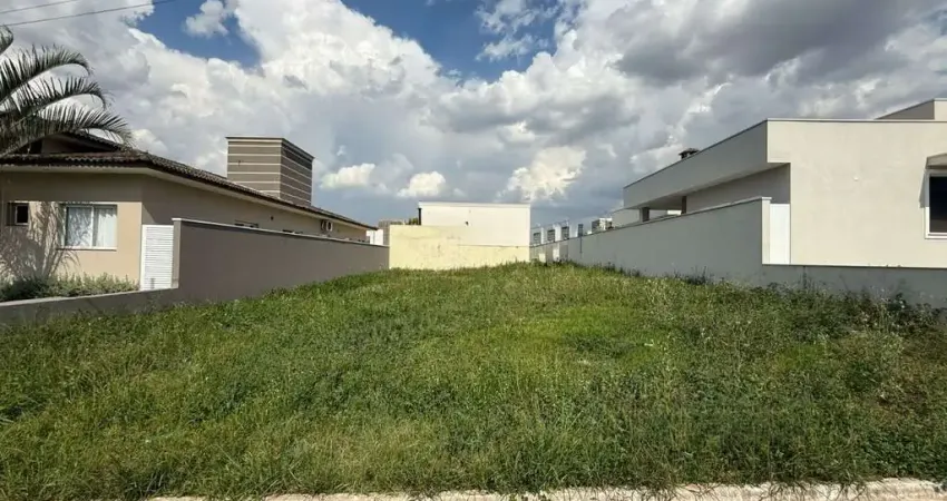 Terreno à venda em condomínio exclusivo no Jardim Green Park Residence, Hortolândia-SP! 364m² de área!