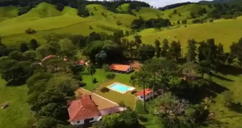 EXCELENTE FAZENDA NA PECUÁRIA A VENDA NA REGIÃO DE SÃO JOSÉ DOS CAMPOS-SP ??   - Área Total 2.583 Hectares ou 1.067 Alqueires   - 1.985 Hectares ou