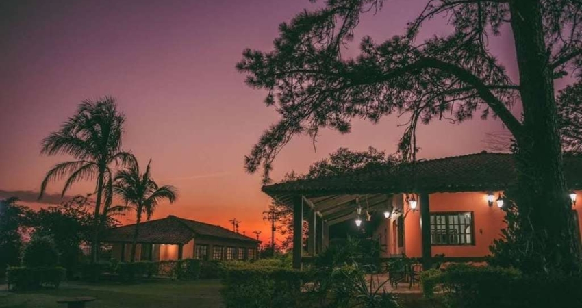 *EXCELENTE ÁREA A VENDA NA CASTELO BRANCO NA REGIÃO DE SOROCABA-SP* ??  *EXCELENTE LOCALIZAÇÃO PARA EMPREENDIMENTOS IMOBILIÁRIOS, POSTO DE COMBUSTÍVEL E GALPÕES*   Área Total: 11,28 Alqueires ou 273.2