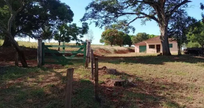 Sítio à venda em Pilar do Sul-SP, com 2 quartos, 2 salas, 2 banheiros e 2 vagas de garagem!