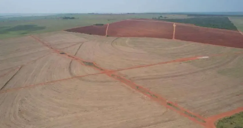 *EXCELENTE FAZENDA EM CANA A VENDA NA REGIÃO DE PRESIDENTE PRUDENTE - SP* ??   Área Total: 380 Alqueires   Em Cana: 360 Alqueires   Usina Atvos BioEnergia   Contrato: 10 anos   Arrendada: 30 Toneladas