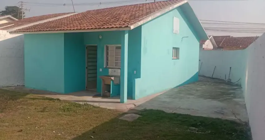 Casa à venda em Tatuí-SP, bairro Tanquinho: 3 quartos, 1 sala, 1 banheiro, 2 vagas de garagem, 55,00 m² de área.