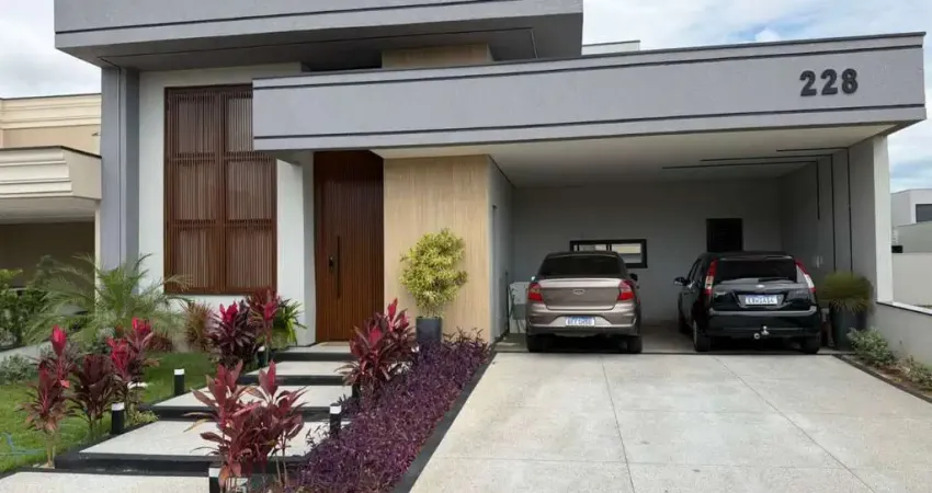Casa em Condomínio de Alto Padrão em Indaiatuba-SP: 3 quartos, 3 suítes, 2 salas, 4 banheiros, 4 vagas, 195m². Venha conhecer!