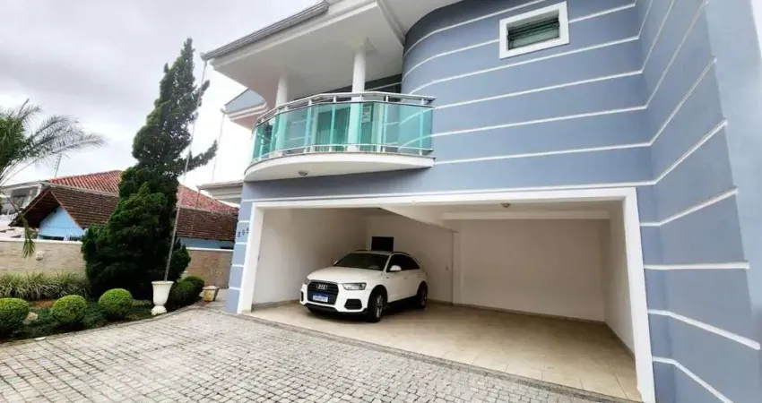 Casa para Venda em Joinville, Iririú, 3 dormitórios, 3 suítes, 3 banheiros, 3 vagas