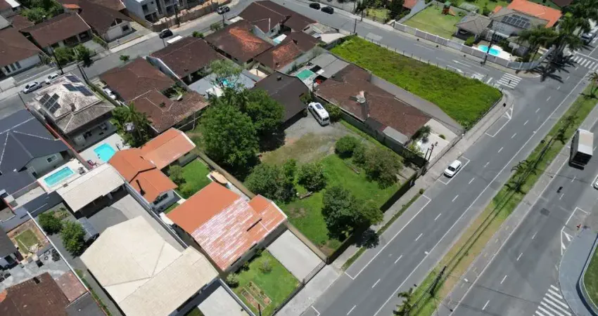 Terreno à venda no Floresta, Joinville