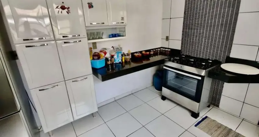 Casa à Venda no Bairro Nossa Senhora de Fátima – 3 Quartos