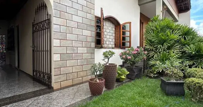 Casa Alto Padrão à venda no Aurélio Caixeta em Patos de Minas
