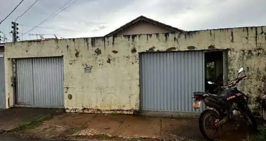 Oportunidade Imperdível: Terreno com Casa à Venda no Bairro Alvorada - Patos de Minas