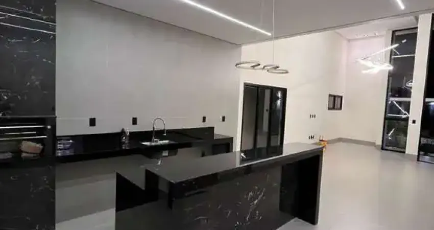 Imóvel à Venda em Patos de Minas: Casa de Alto Padrão com Piscina Aquecida, Automação e Acabamento Premium