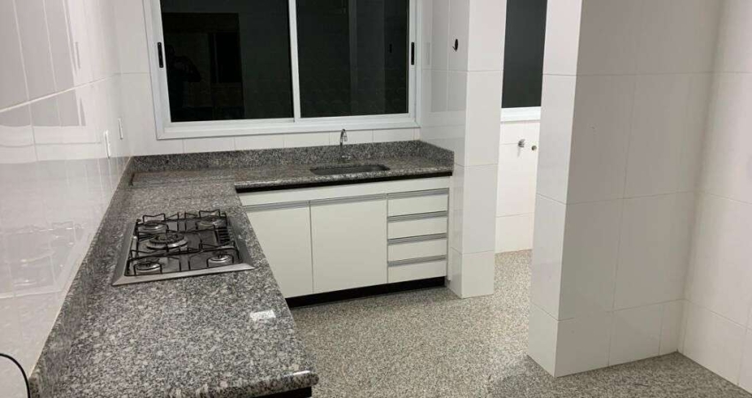 Apartamento à Venda no Cônego Getúlio – 3 Quartos, Suíte e Varanda