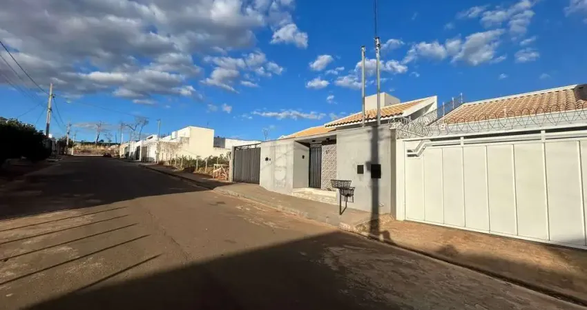 Casa à Venda no Afonso Queiroz – 4 Quartos, Área Gourmet e Excelente Localização!