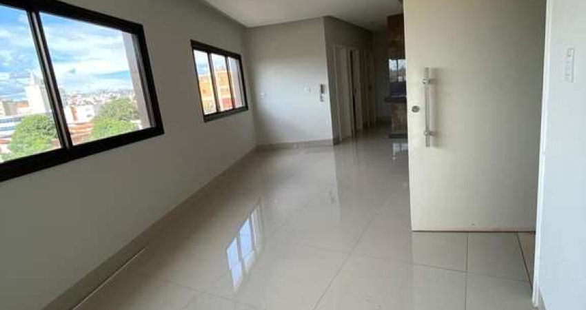 Apartamento à Venda no Centro de Patos de Minas-MG com 2 Dormitórios   Imóvel em Localização Privilegiada Próximo a Comércio, Farmácia e Padaria