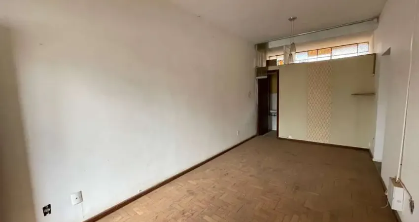 Casa comercial à venda na Rua Major Gote, Centro, Patos de Minas