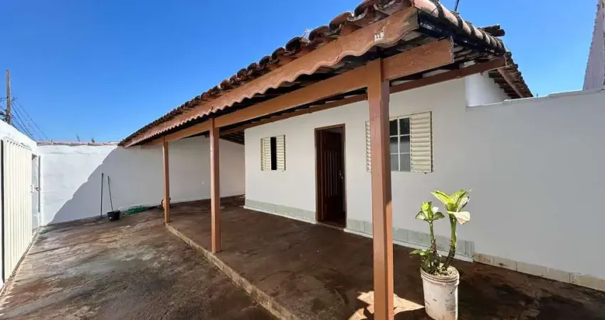 Casa com 2 quartos à venda no Nova Floresta, Patos de Minas