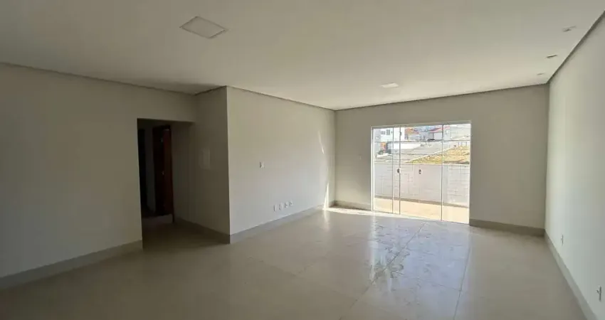 Apartamento à venda na av. padre almir, bairro sobradinho - 3 dormitórios, suíte e 140m² de área externa