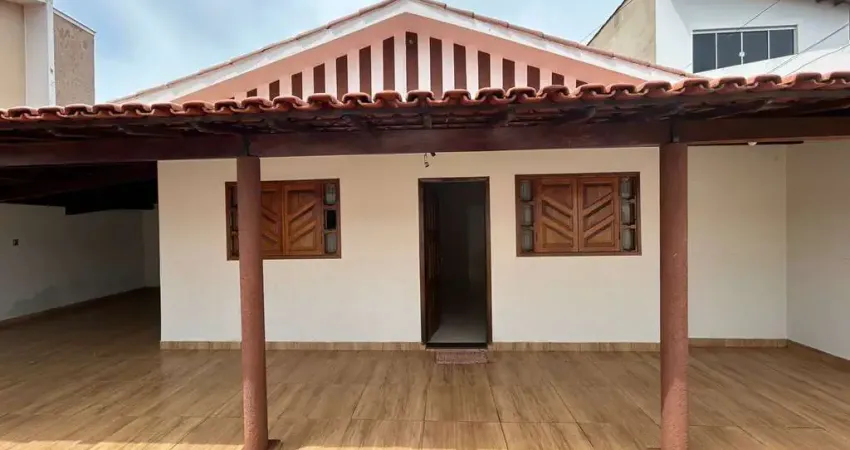 Casa ventilada e ampla à venda no jardim panorâmico - 125m² construídos