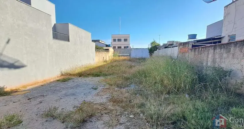 Terreno à venda no Centro, Patos de Minas