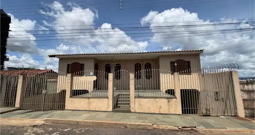 Casa à venda no jardim américa em patos de minas – 4 quartos, suíte e excelente localização