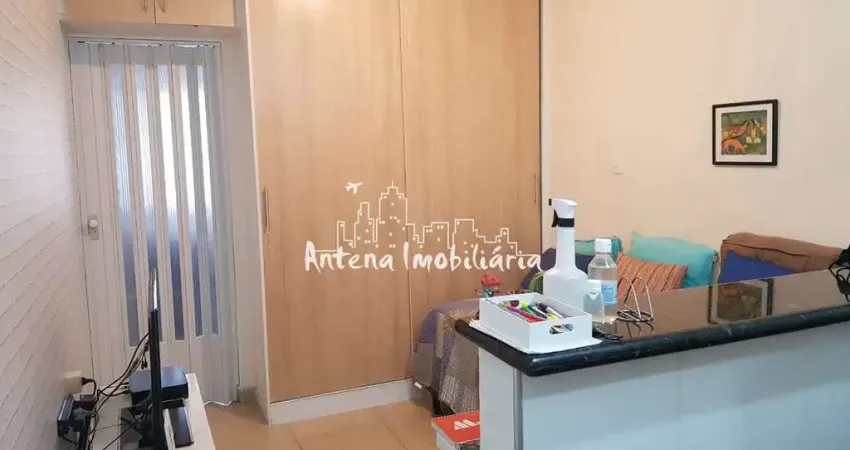 Kitnet / Stúdio à venda na Rua Frederico Abranches, Santa Cecília, São Paulo