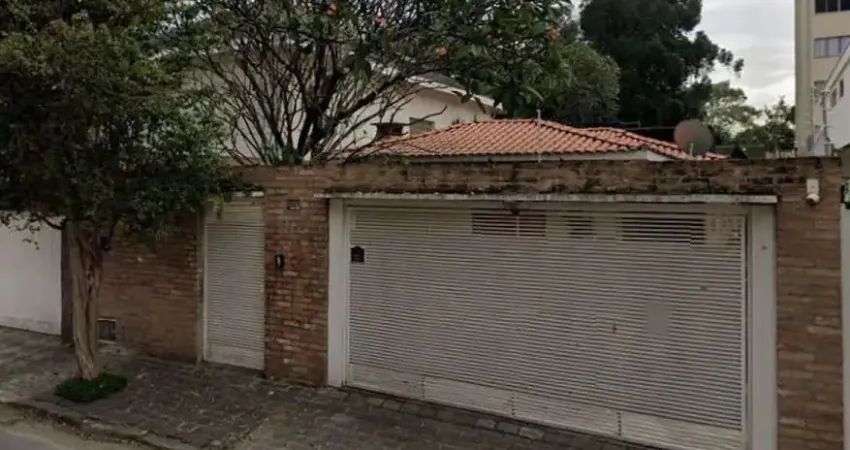Casa com 3 quartos para alugar na Rua Ribeiro do Vale, 1129, Brooklin, São Paulo