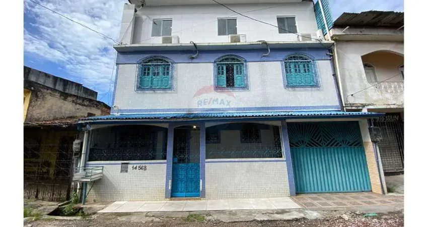 Casa com 3 Pavimentos, com 4 suítes no bairro do Telegrafo