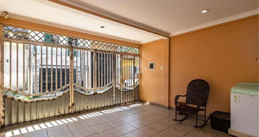 Casa com 2 suites para vender na av. roberto camelier - jurunas