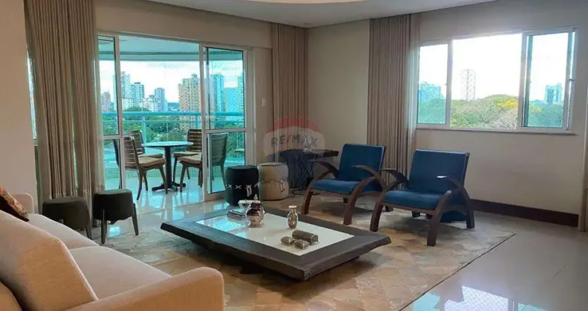 Apartamento com 4 quartos para alugar no Umarizal, Belém 