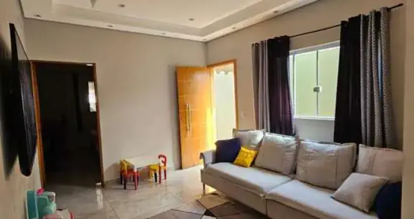 Casa para Venda em Itaquaquecetuba, Pequeno Coração, 2 dormitórios, 1 banheiro, 2 vagas