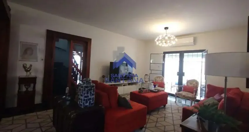 Sobrado de 207m² com 4 dormitórios sendo 1 suíte na vila jaboticabeira em taubaté/sp