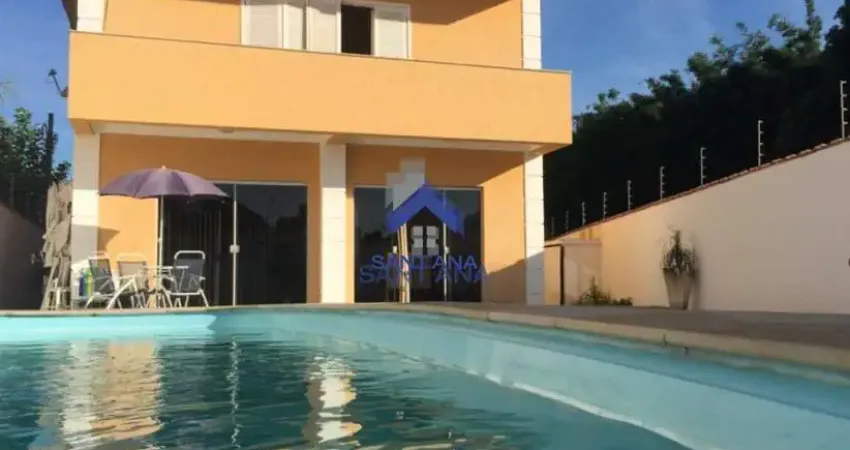 Sobrado de 200m² com 3 dormitórios sendo 1 suíte no residencial village em tremembé/sp