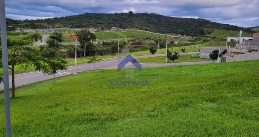 Terreno em condomínio fechado à venda na Avenida Plínio Canineo, --, Chácaras Cataguá, Taubaté