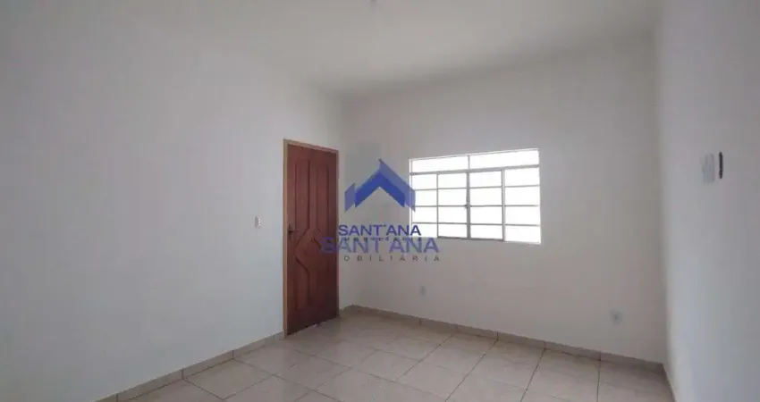 Casa de 90m² com 2 dormitórios e kitnet nos fundos no areão em taubaté/sp