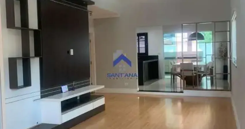 Sobrado de 240m² com 4 dormitórios sendo 1 suíte no condomínio conde chambord em tremembé/sp