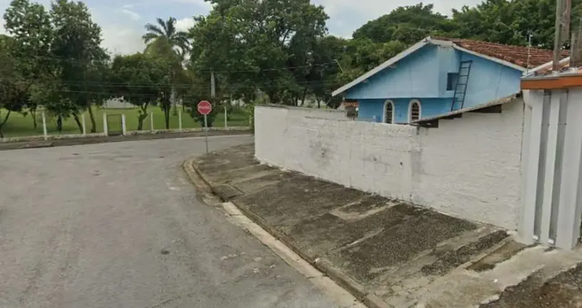 Terreno de esquina de 704,66m² e perímetro de 119,18 no Bairro Jardim das Nações em Taubaté/SP