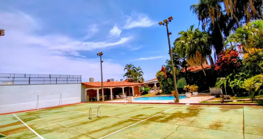 Lago parque — 1.320 m² com piscina e quadra. casa térrea versátil