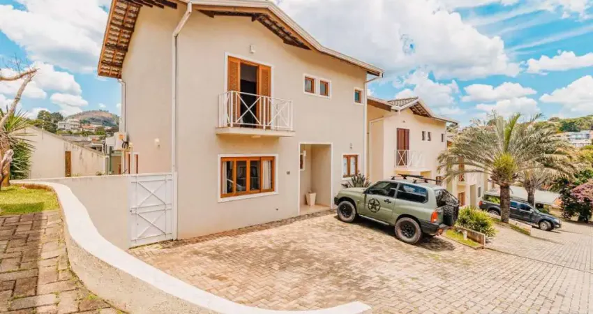 Casa à venda em Atibaia - Condomínio Village, Jd Paulista, por R$1.249.000!
