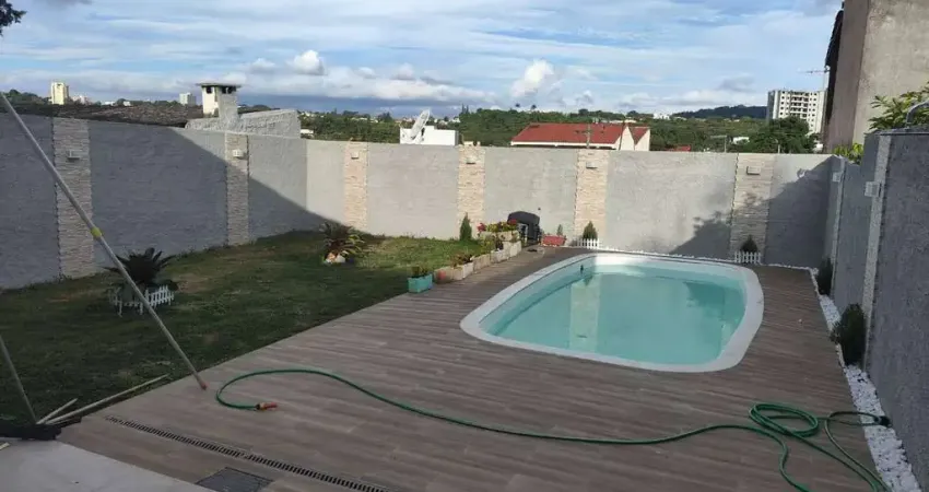 Casa térrea à venda em Atibaia/SP - Atibaia Jardim! 350,00m2 por R$960mil!