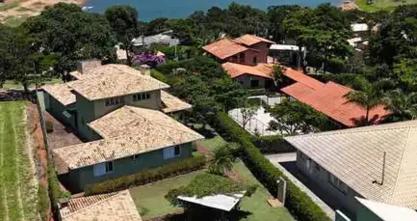 Chácara Exclusiva em Piracaia/SP - Condomínio com Acesso à Represa!