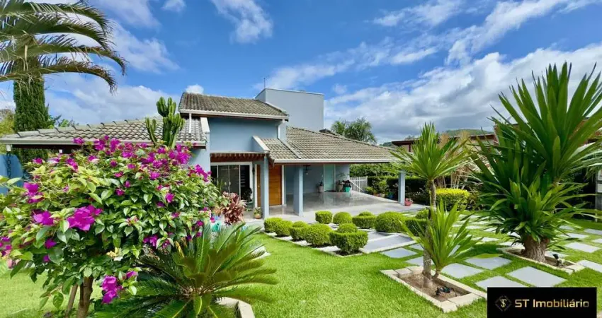Casa à venda em Bom Jesus dos Perdões/SP - Condomínio Fechado! R$1.650.000!