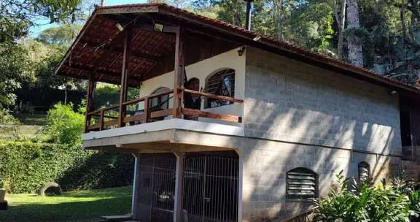 Chácara à venda em Mairiporã - Escriturada, 1.800m² por R$480.000!